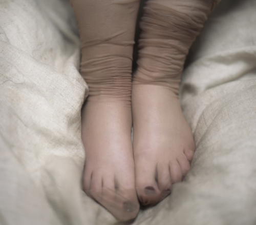 PLUMB'S FEET