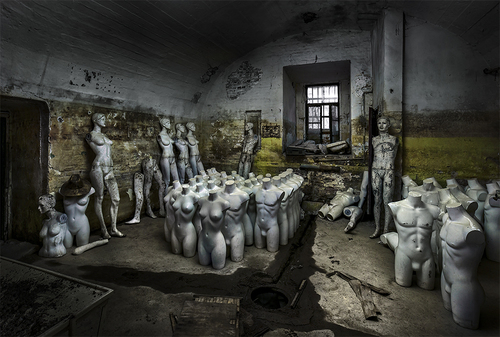 Prison Mannequins 01