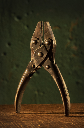 Bernard 4.5 Inch Pliers