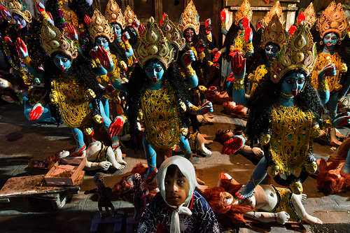 The Idol Seller