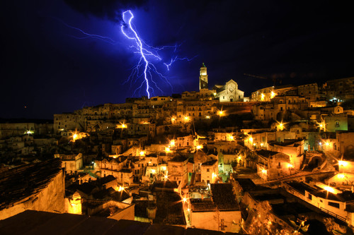 Striking the Matera Sassi
