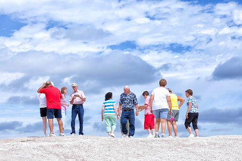 Tourists on the Horizon
