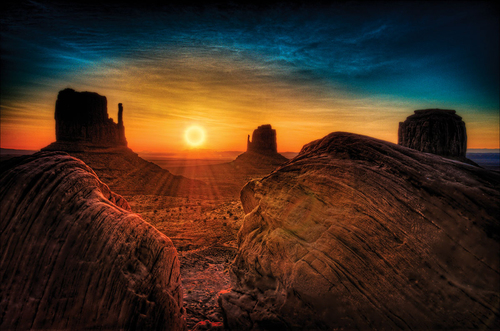 Sunrise Monument Valley