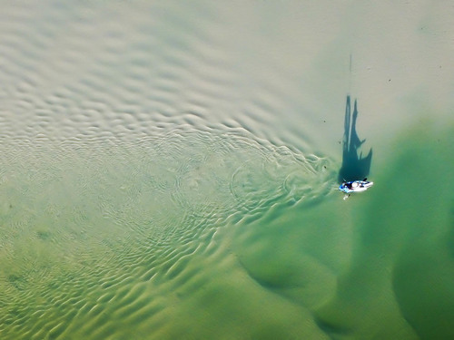 Canoe Shadow