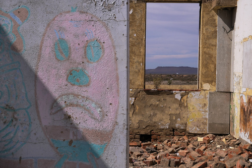 Hutchinson: The  Humpty Dumpty Town.