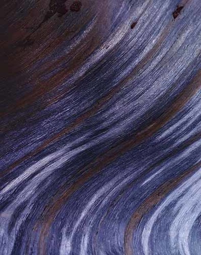 Curved Striations of Colour
