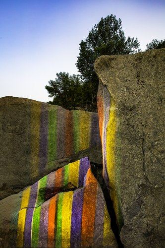 ROCKS LIGHT PAINT 