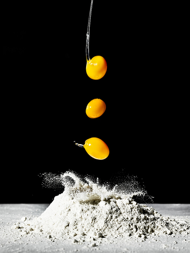 Flying Eggs