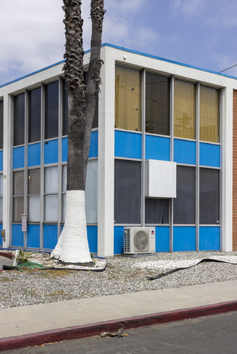 Dry Cleaners