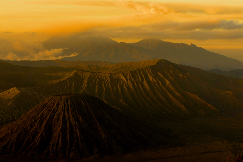 Volcanos sunrise
