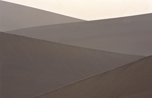 Dunhuang Dunes. The Singing sand, Taklimakan desert