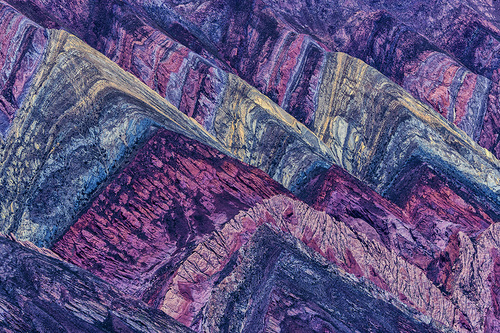 14 colors mountain