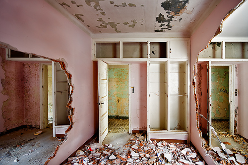 Uninhabitations. Agramonte