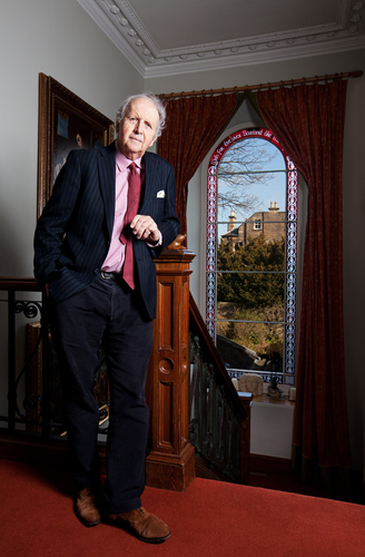 Alexander McCall Smith (1)