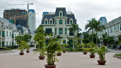 Dislocation1 Hanoi French Boulevard