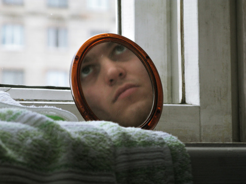 Oval mirror