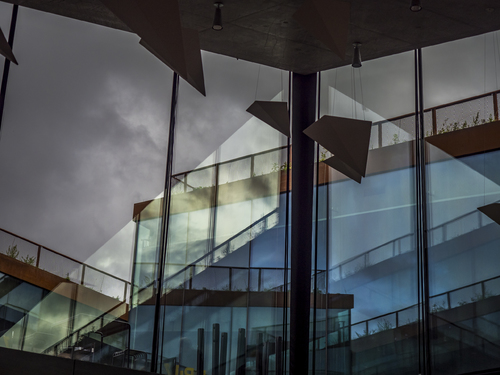 Reflections I museem Tirbits
