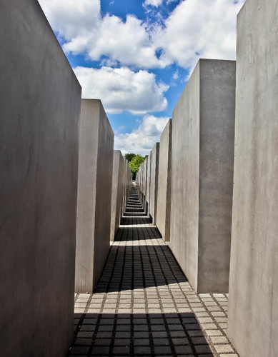 Holocaust Memorial