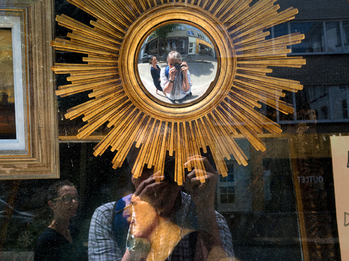 Sun King Selfie