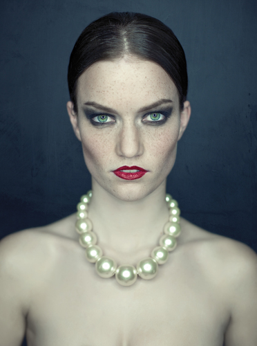 Ida in Pearls