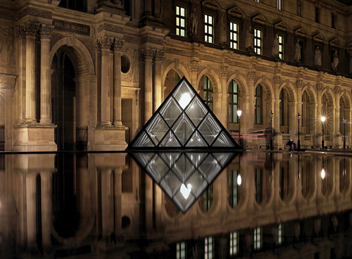 Diamonds of light
