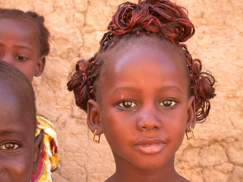 La petite aux yeux brillants