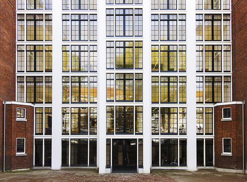Facade fetish