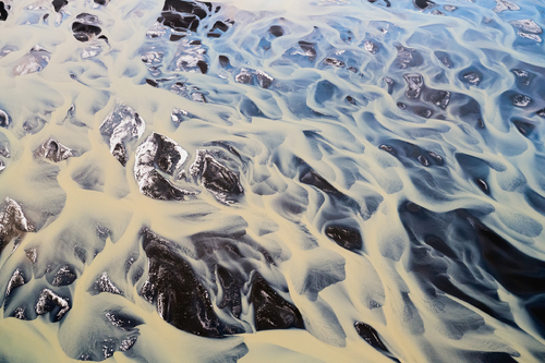 Diagonal rivers 