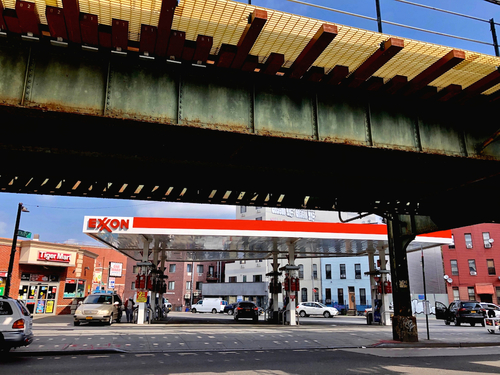 Myrtle Ave