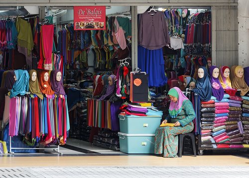 Hijab Seller
