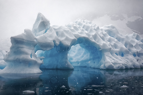 Ice Bridge Paradise Harbour