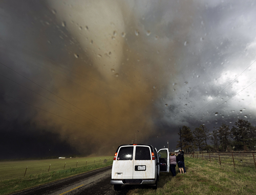 Storm Chasing 5043