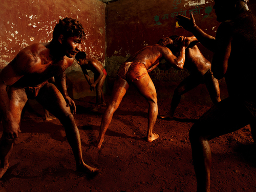 Akhaada 02