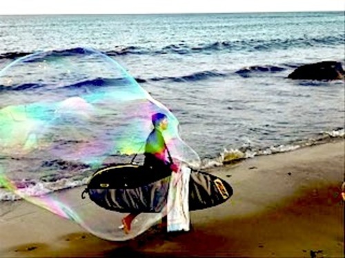 The Surfing Bubble