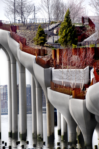 stilletto heels,pumps on the hudson