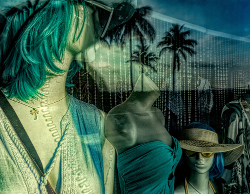 Beach Mani's Reflecting