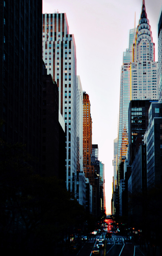 NY Chrysler Building Fate Unclear As Legal Battles Intensify