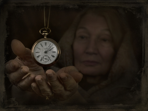 Armata-Marianna_Begging for time