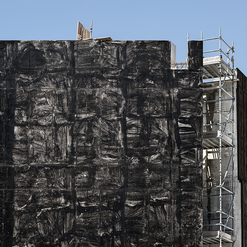 the wall that would a canvas be