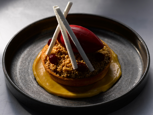 Autumnal apple crumble