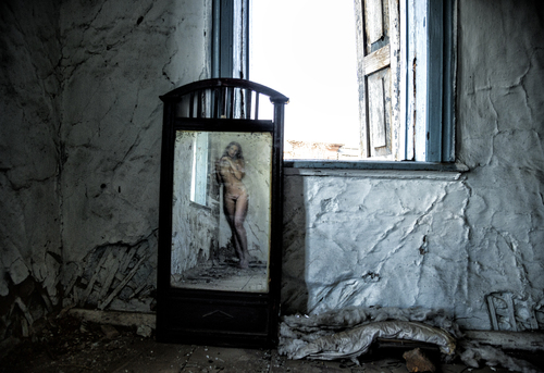 Old Mirror