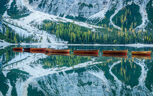 Lago di Braies Boat Reflections