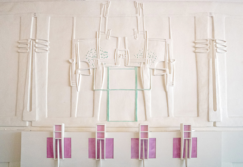 Willow Tea Room: Wall Relief