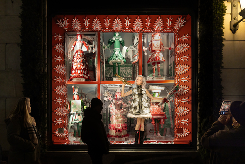 Berdorf Holiday Window #3