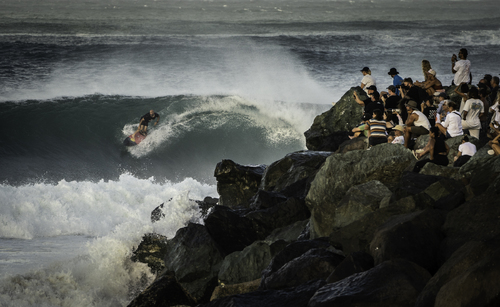 'Cyclone Swell Front Row Seats'