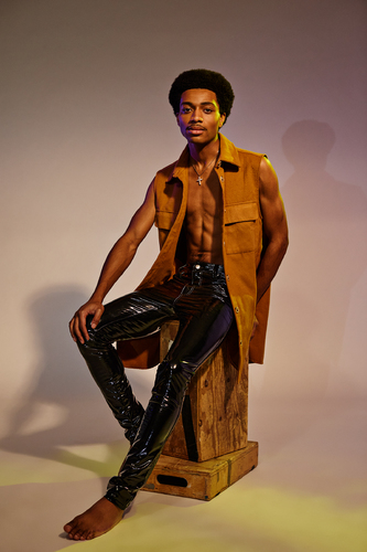 Antione Full Length