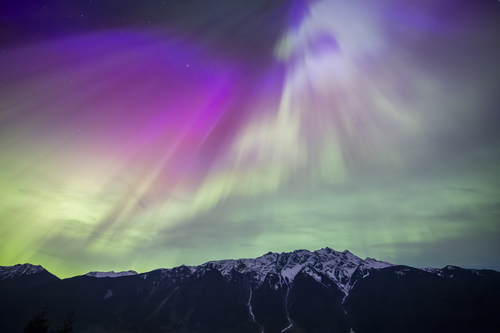 Aurora over Tszil