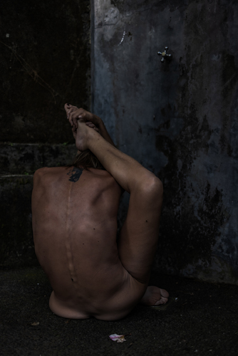 Nude 9