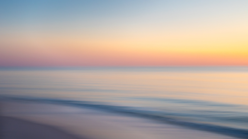 Restful Ocean at Sunset