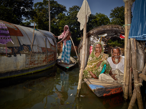 Gypsy Houseboat People